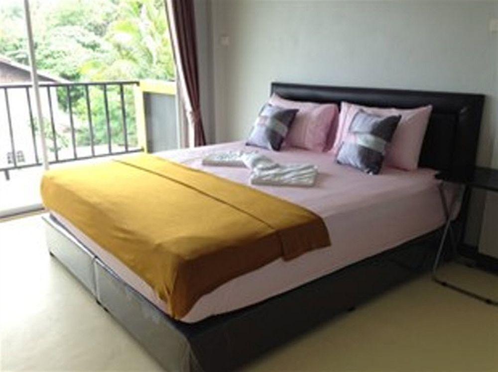 Hotel Lom La Lanta à Ko Lanta Extérieur photo